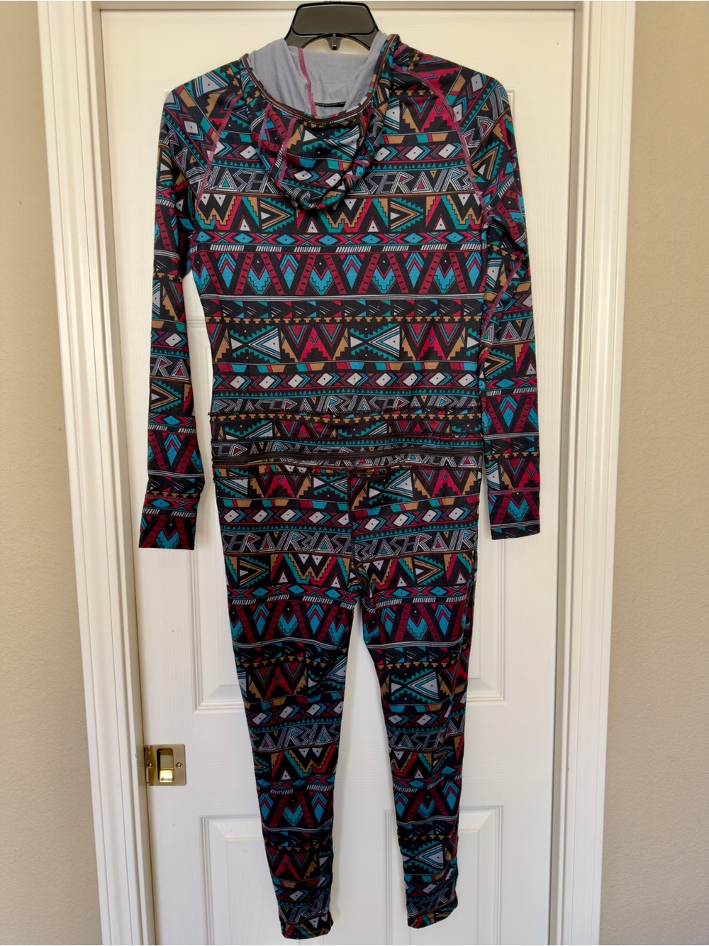 Airblaster Women's Classic Ninja Suit | Wild Tribe | Aztec Base Layer, sz Small - Picture 6 of 13